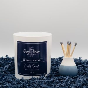 Freesia & Pear- 30cl Candle