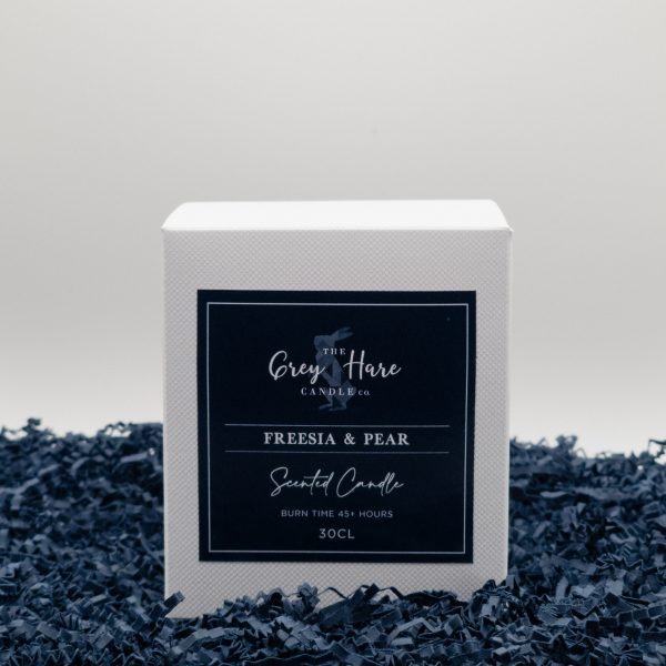 Freesia & Pear- 30cl Candle - Image 2