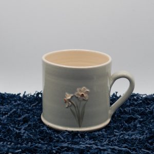 Daffodils Mug - Eau De nil (Jane Hogben Pottery)