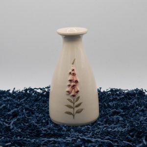 Foxglove Medium Vase - Cream (Jane Hogben Pottery)
