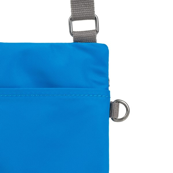 Chelsea Neon Blue - Nylon - Image 4