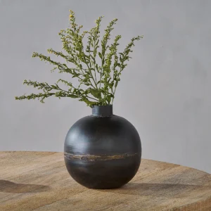 Endo Iron Vase