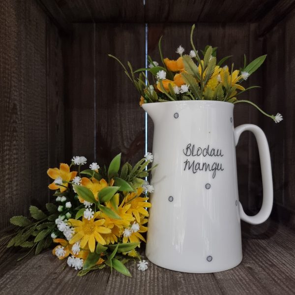 Mamgu Jug