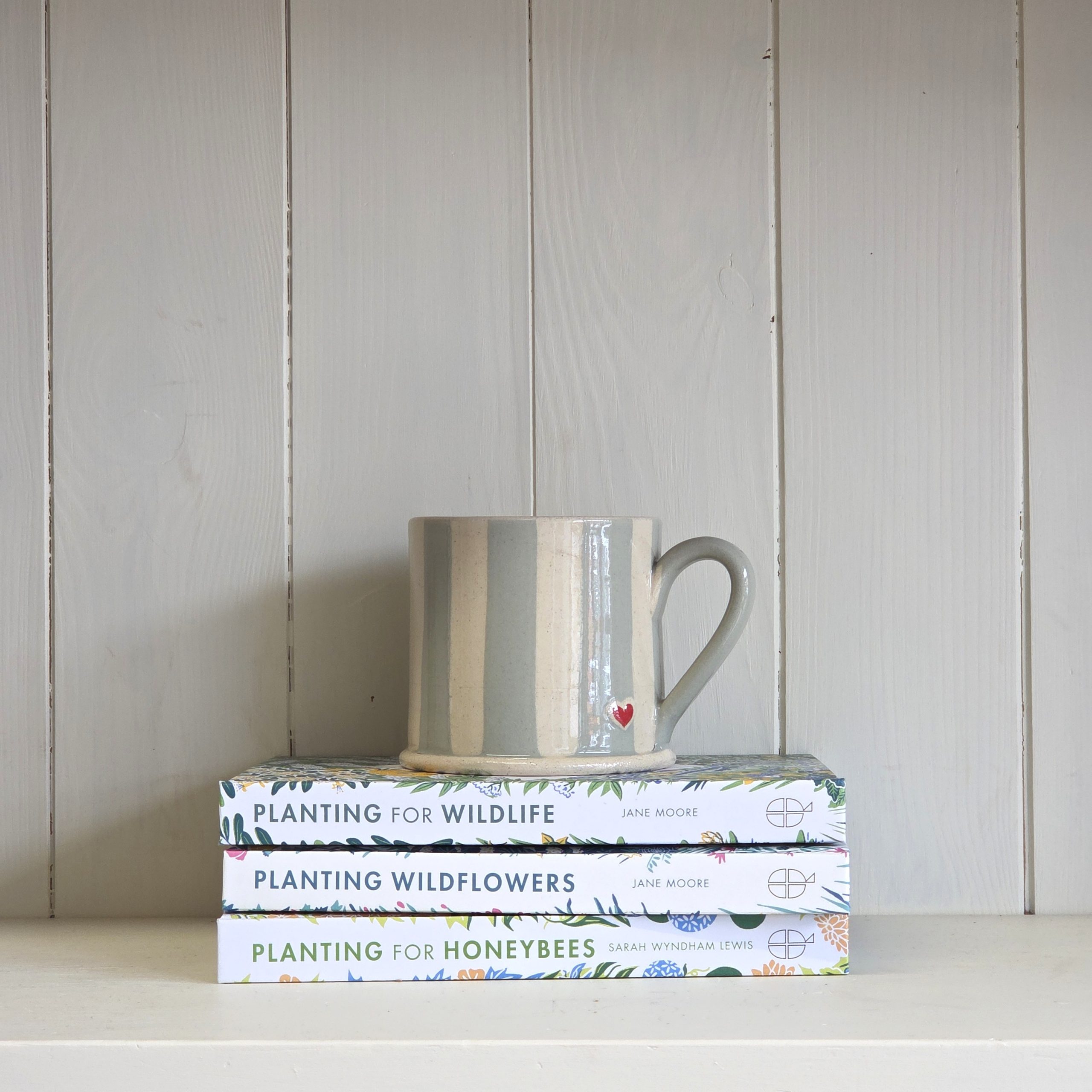 Heart Mug Eau de Nil Striped