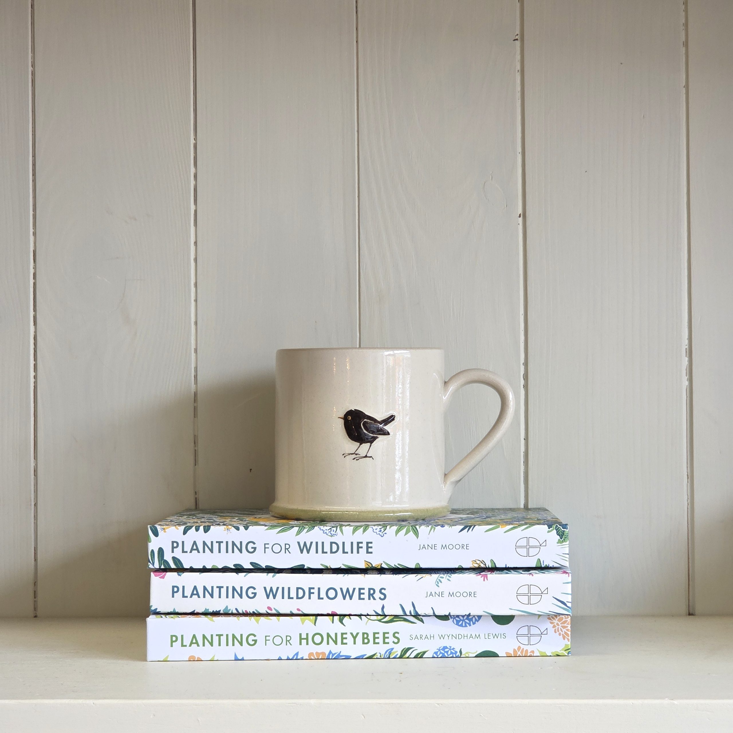 Blackbird Mug Cream