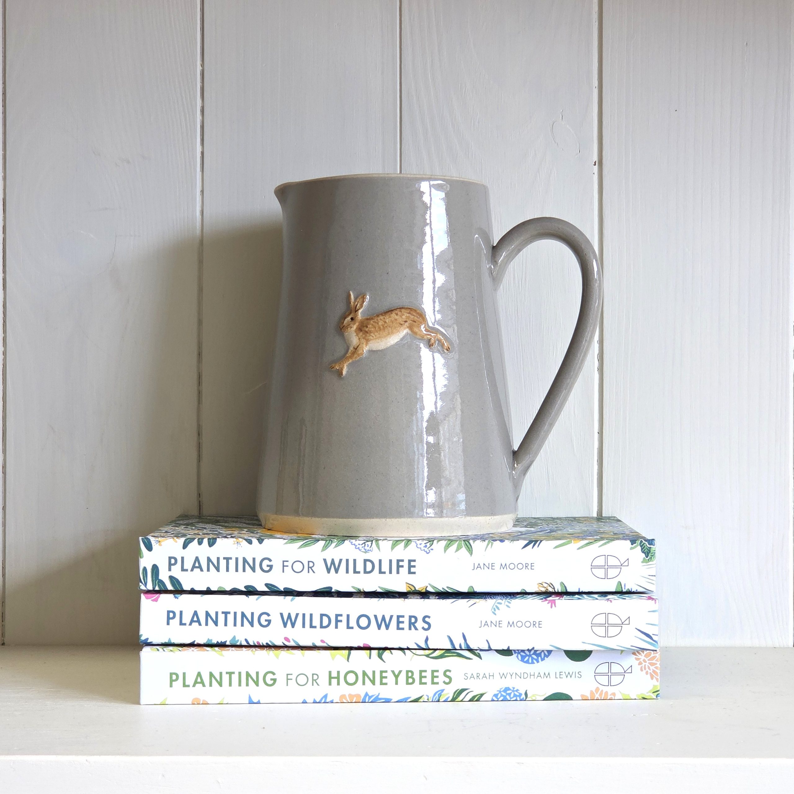 Hare Large Jug - Grey